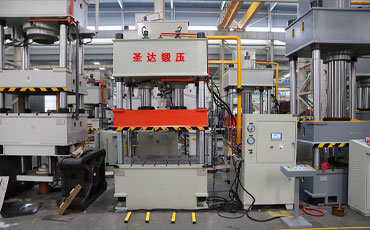 200噸四柱液壓機(jī)有多重？