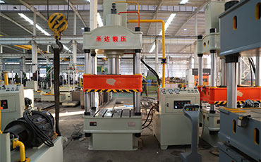 200噸四柱液壓機(jī)價(jià)格多少？