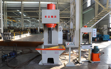 200噸單臂液壓機(jī)多少錢？